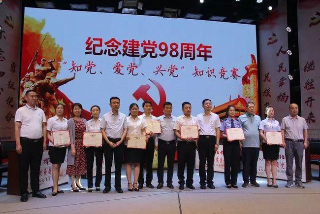 又一良心大7座“杀疯了”!比汉兰达漂亮10倍,终身质保,喝92油仅9万